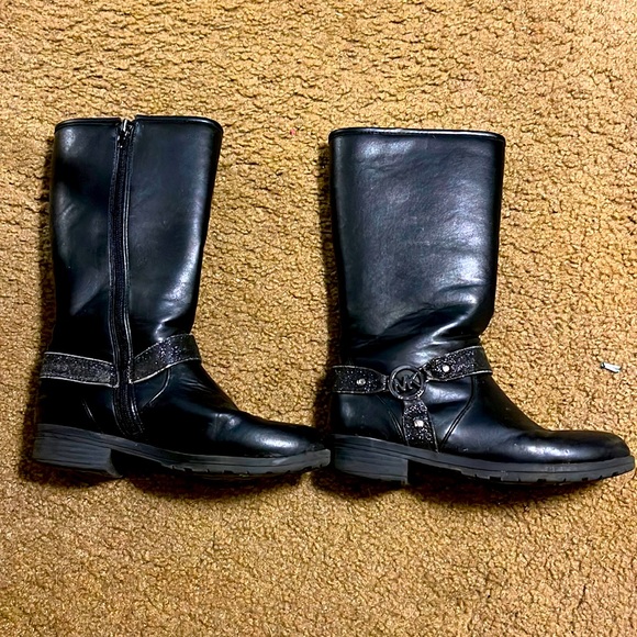 Michael Kors Shoes - Michael Kors Size 3